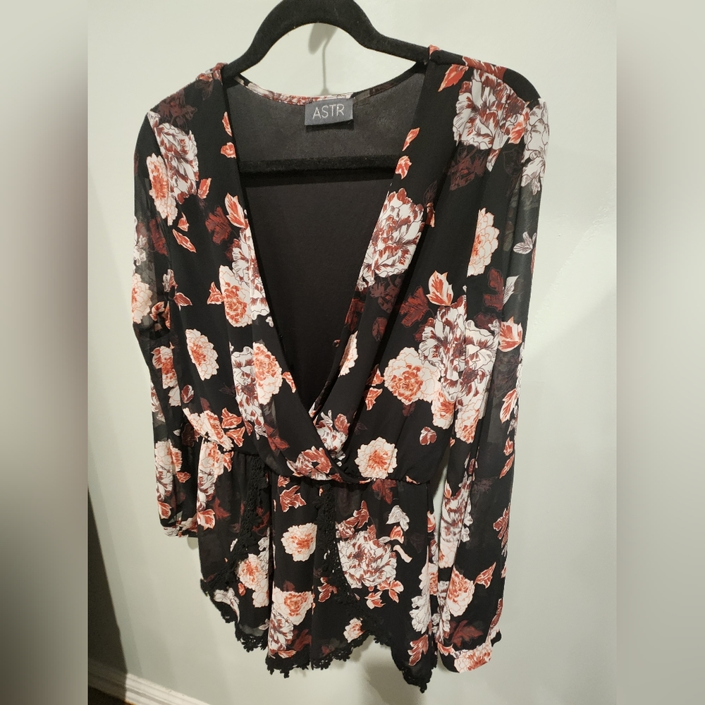 ASTR Floral Romper